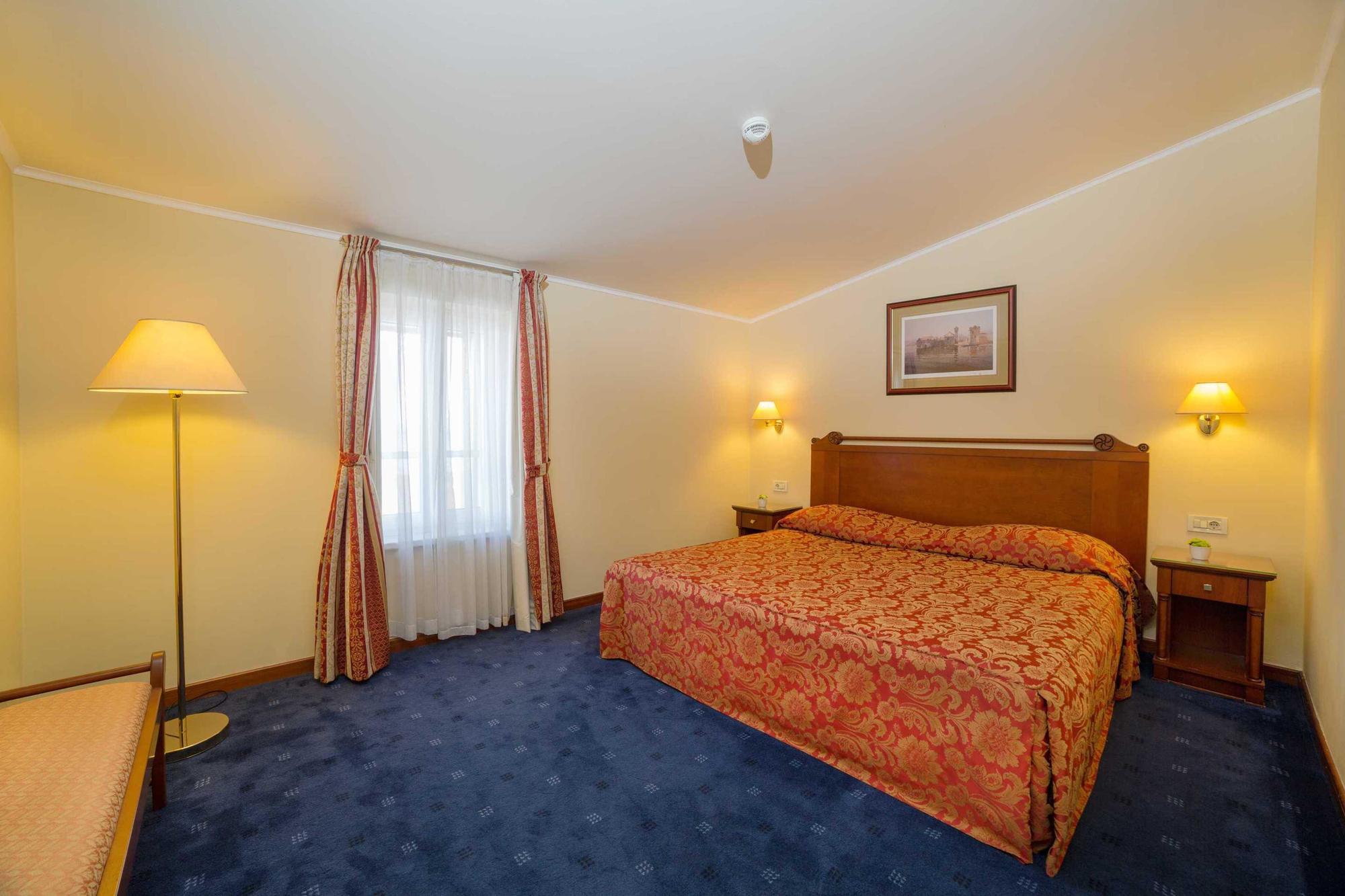 Hotel Continental Опатия Экстерьер фото