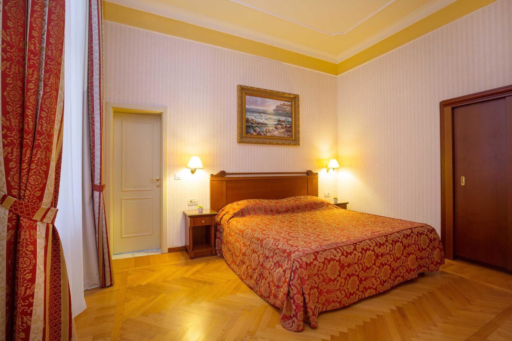 Hotel Continental Опатия Экстерьер фото