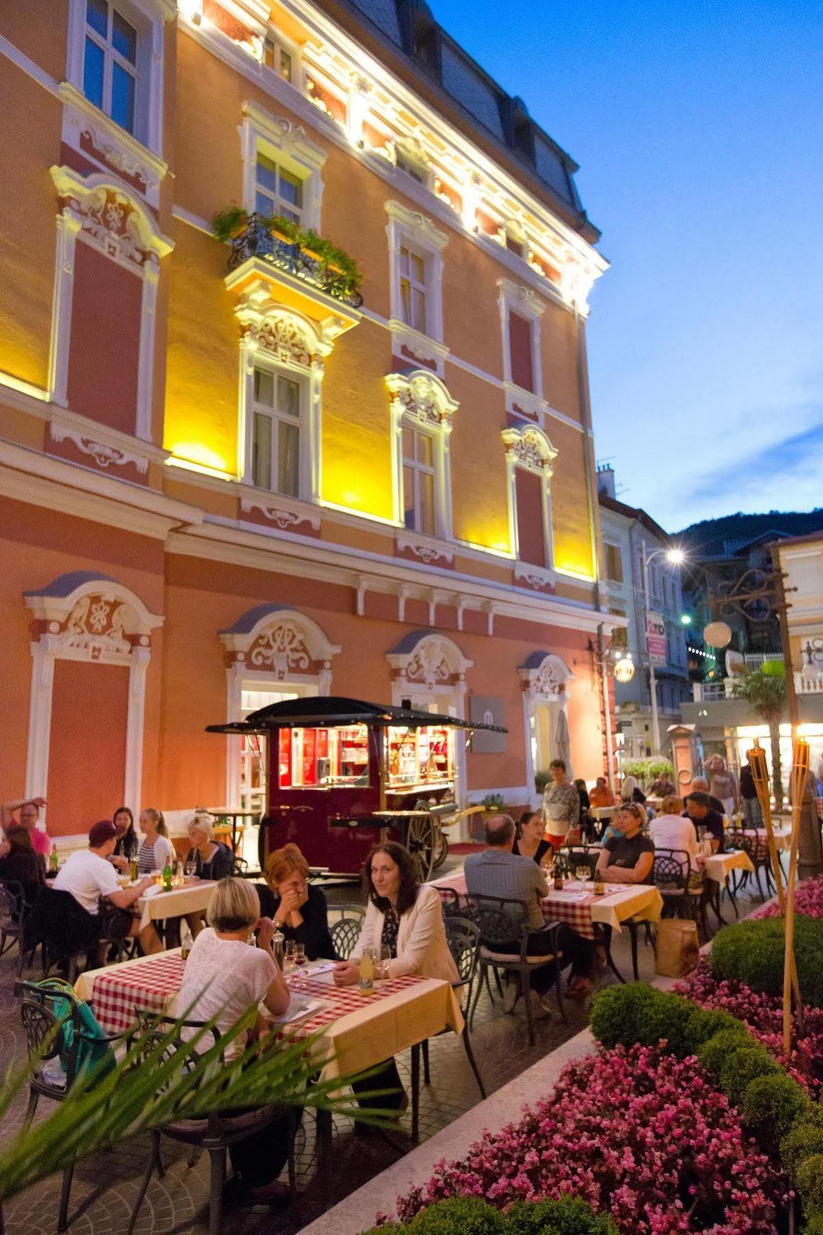 Hotel Continental Опатия Экстерьер фото